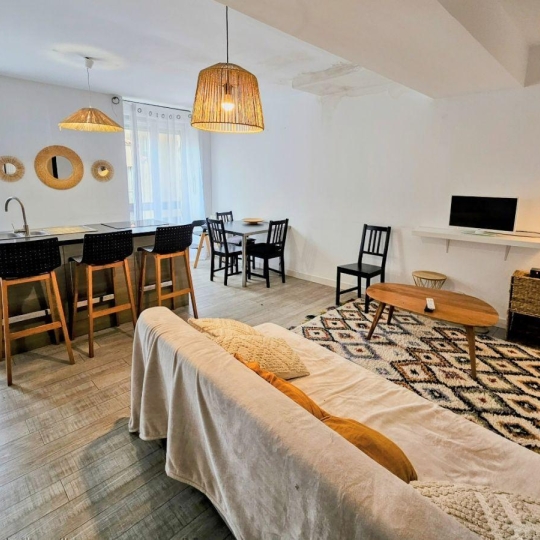  AGENCE IMMOBILIERE DE L'HOTEL DE VILLE : Appartement | LA ROCHELLE (17000) | 43 m2 | 262 500 € 