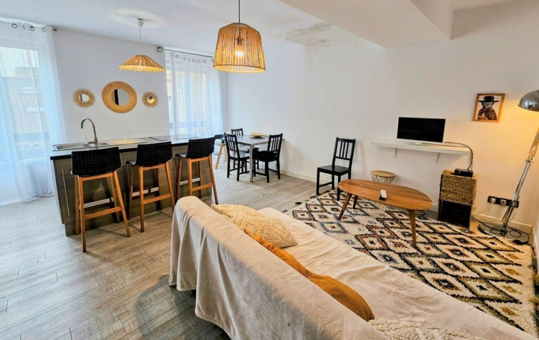 AGENCE IMMOBILIERE DE L'HOTEL DE VILLE : Apartment | LA ROCHELLE (17000) | 43 m2 | 262 500 € 